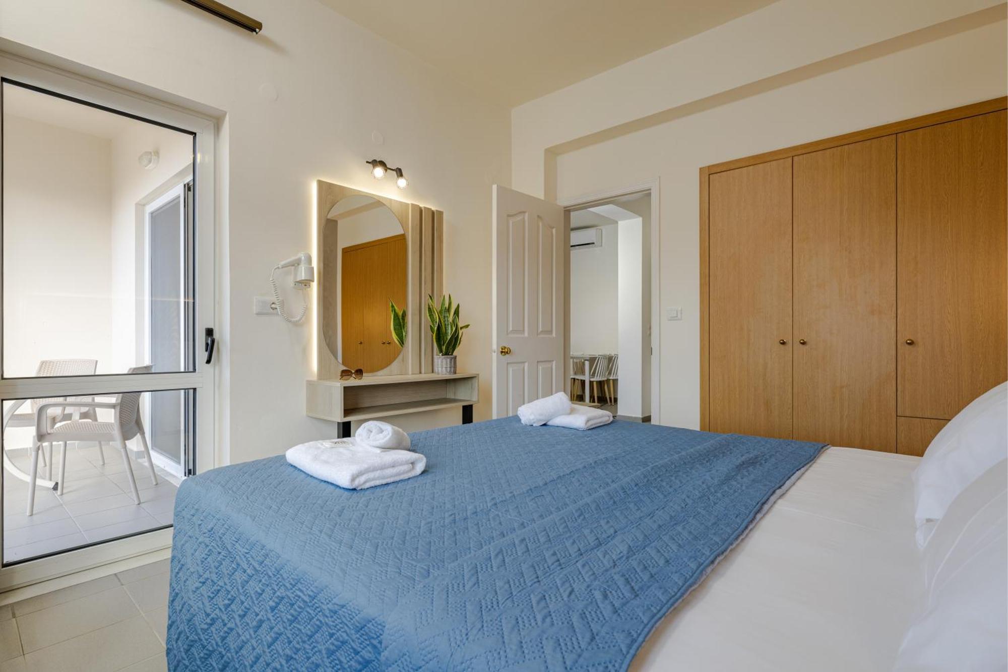 Theos Village Apartments Kato Daratso Exterior photo